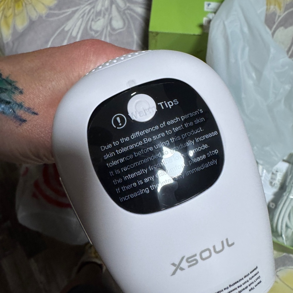 IPL Hair Removal Device - Picture 9 of 12